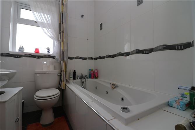 59 Garraí Glas, Tuam Road, Athenry, Galway