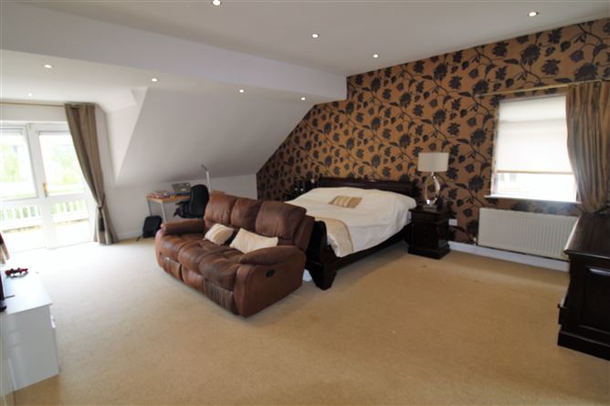 25 Collegewood, Castleknock,   Dublin 15