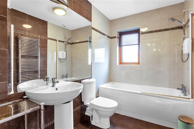 39 Alder Grove, Oldtown Demesne, Naas, Co. Kildare