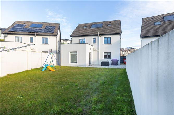  4 Blossomhill, Broomfield Village , Co. Cork, Midleton, Cork