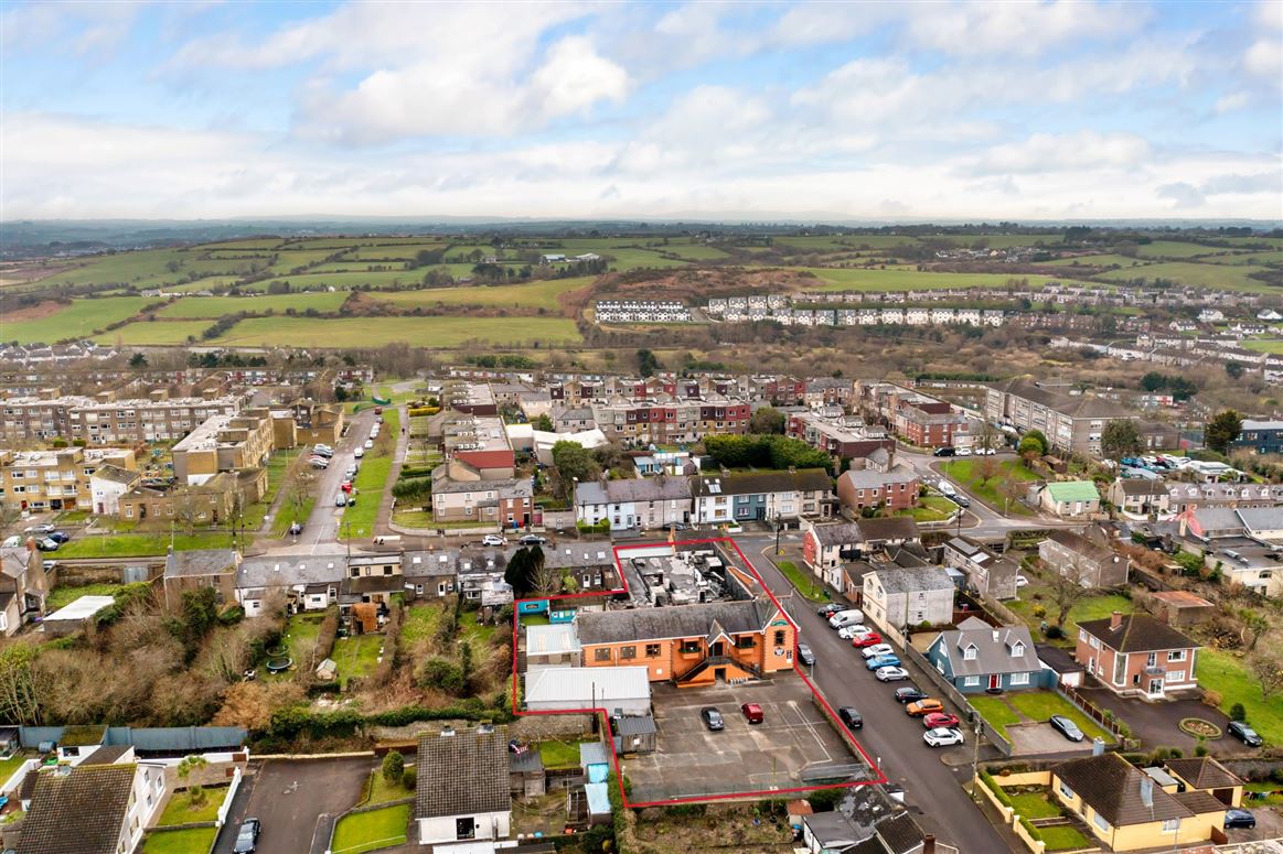 The Cotton Ball Bar & Brewery, 18 Old Youghal Road, Mayfield, Cork