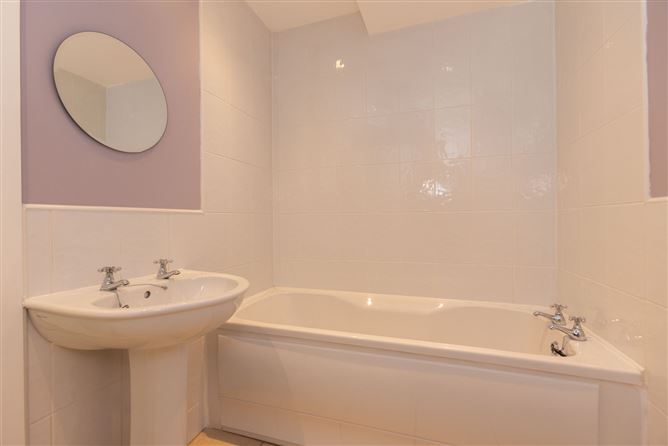 17 Ashe Lane, Royal Canal, Mullingar, Westmeath