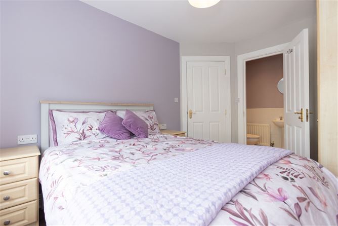 17 Ashe Lane, Royal Canal, Mullingar, Westmeath