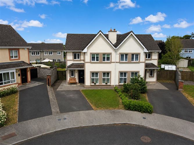 Photo 31 of 37 — 33 Philips Vale, Daingean, Offaly