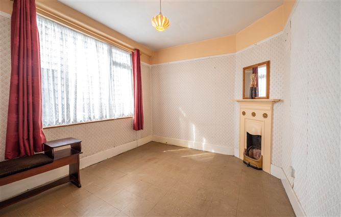 243 Cashel Road, Crumlin, Dublin