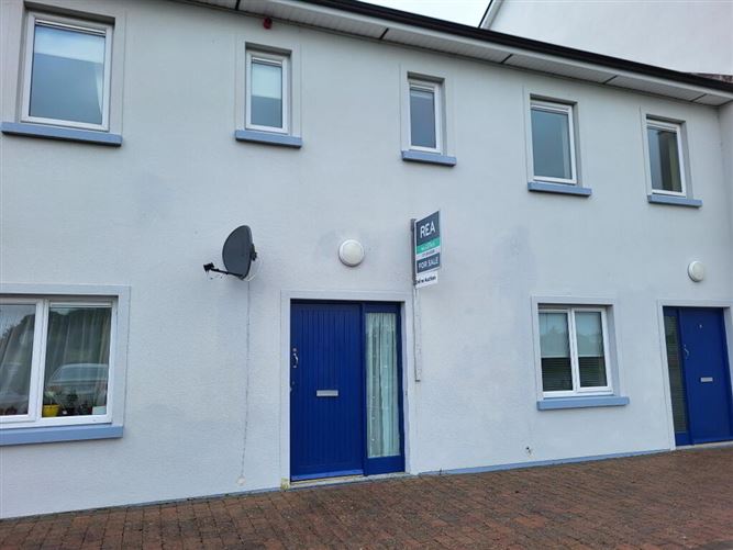 Apt 17, Springvale, Tubbercurry, Sligo REA McCarrick & Sons 4371294