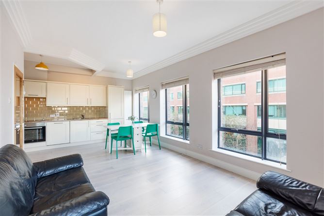 37 Malton House, Custom House Square, IFSC, Dublin 1