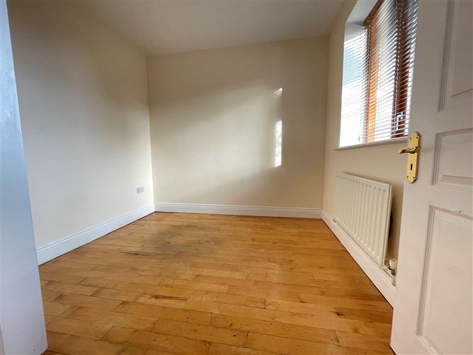 8 Annfield Close, Carpenterstown, Castleknock,   Dublin 15