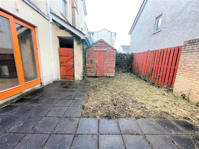8 Annfield Close, Carpenterstown, Castleknock,   Dublin 15
