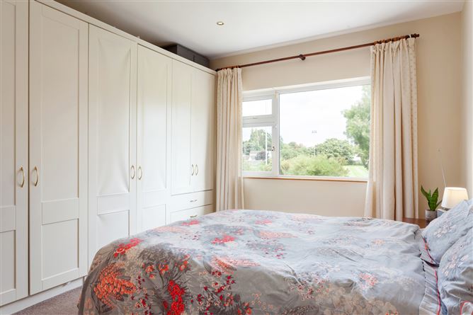 50 Wynberg Park, Blackrock, Co.Dublin