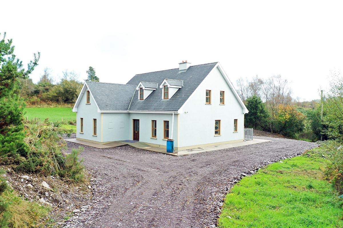 Rossmore, Kilbarry , Macroom, Cork