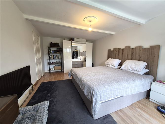 32 Pinewoods, Westport, Co. Mayo