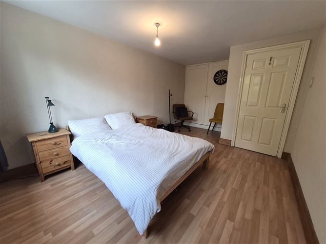 32 Pinewoods, Westport, Co. Mayo