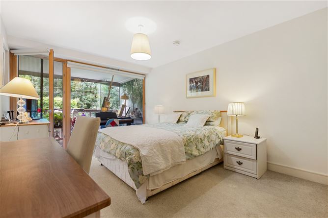 Photo 12 of 25 — 39 The Croft, Parc Na Silla Avenue, Loughlinstown, Dublin 18