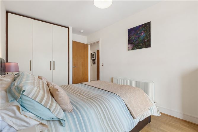 Photo 16 of 25 — 39 The Croft, Parc Na Silla Avenue, Loughlinstown, Dublin 18