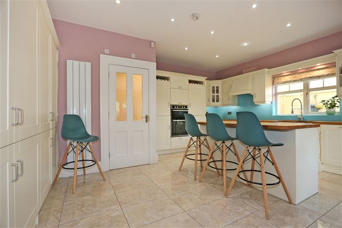 3 Cairnsfort, Golf Links Road, Castletroy, Limerick