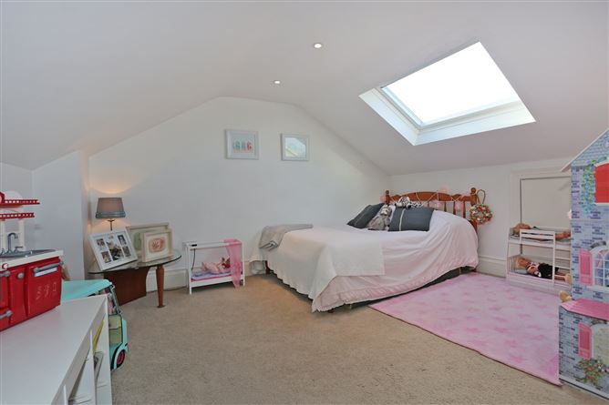 3 Cairnsfort, Golf Links Road, Castletroy, Limerick