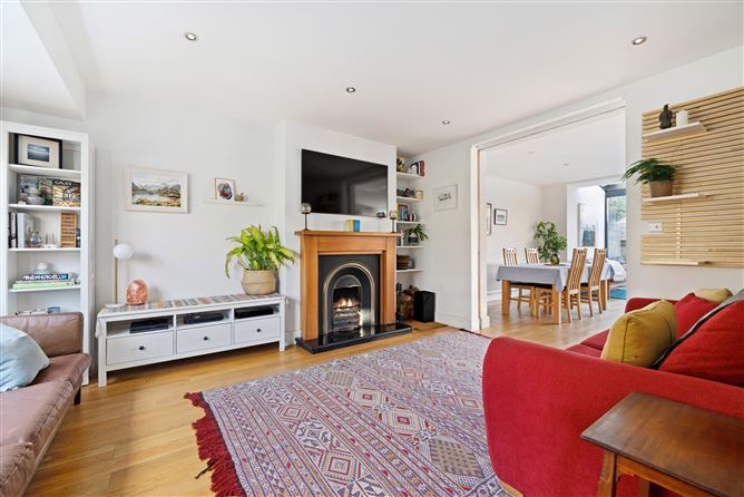 3 Vale View Lawn, The Park, Cabinteely, Dublin 18