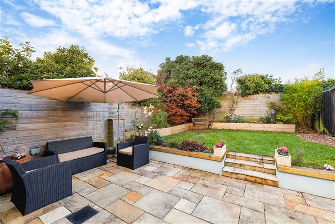 3 Vale View Lawn, The Park, Cabinteely, Dublin 18