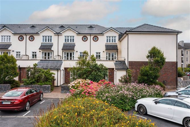 72 Dun Na Carraige, Blackrock, Salthill, County Galway