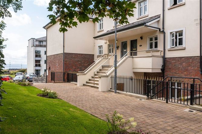 72 Dun Na Carraige, Blackrock, Salthill, County Galway
