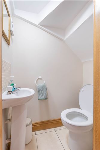 72 Dun Na Carraige, Blackrock, Salthill, County Galway