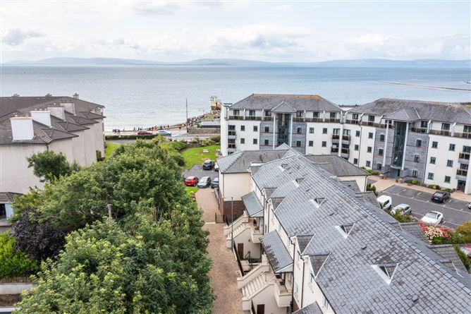 72 Dun Na Carraige, Blackrock, Salthill, County Galway
