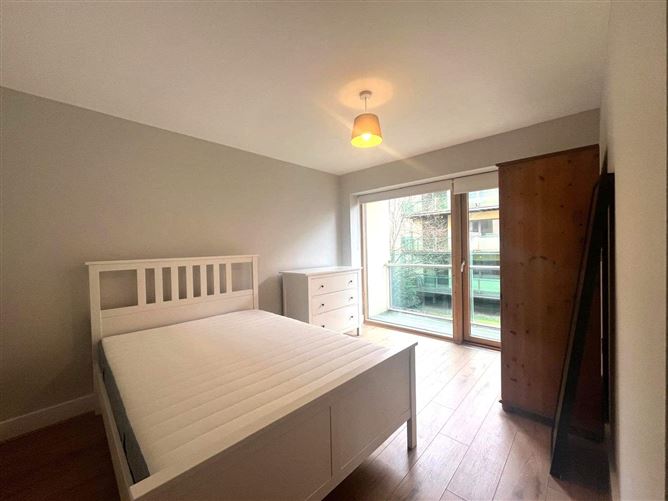 Glenesky Square, Phoenix Park Racecourse, Castleknock, Dublin 15