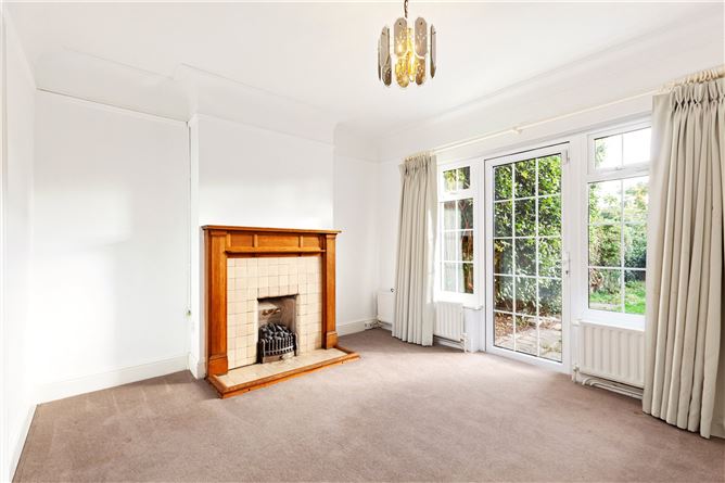 54 Whitethorn Road, Clonskeagh, Dublin 14