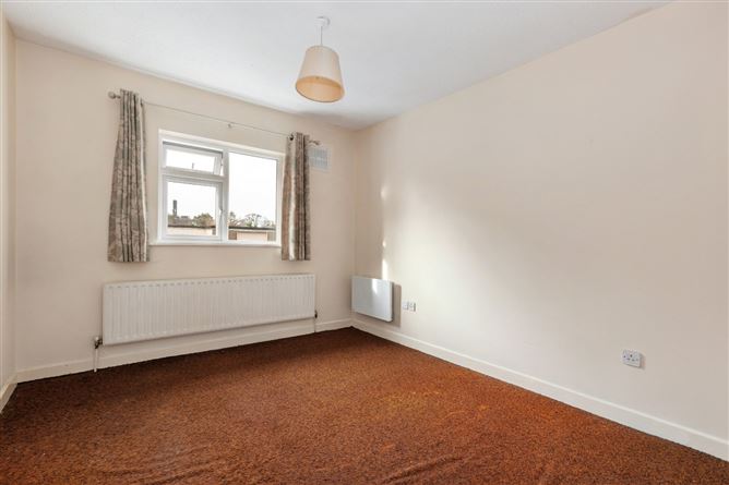 38 Mobhi Court, Glasnevin, Dublin