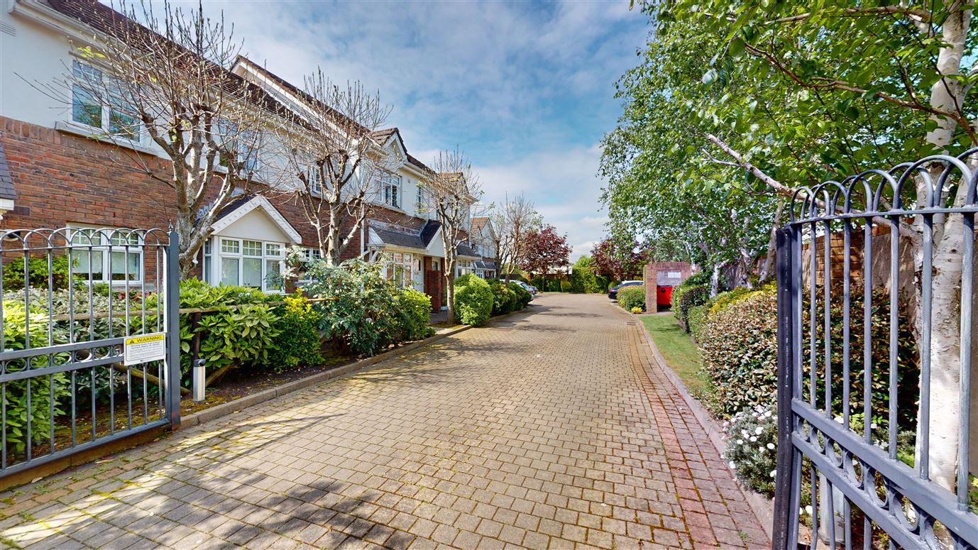 9 Garrynure, Milltown, Dublin 6