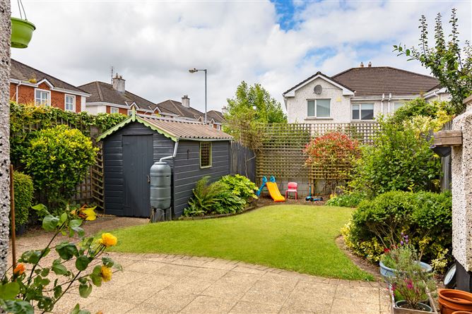 6 Woodville Court, Second Sea Road, Sligo