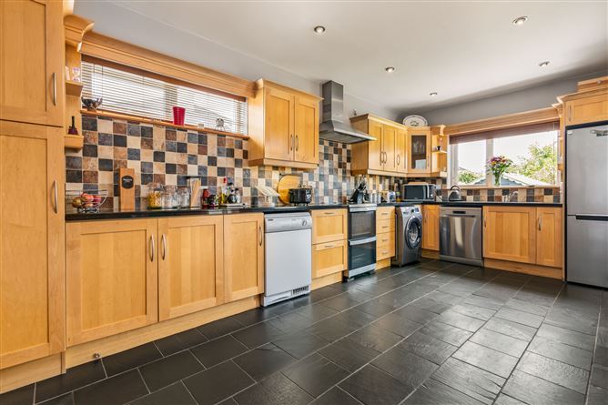 6 Woodville Court, Second Sea Road, Sligo
