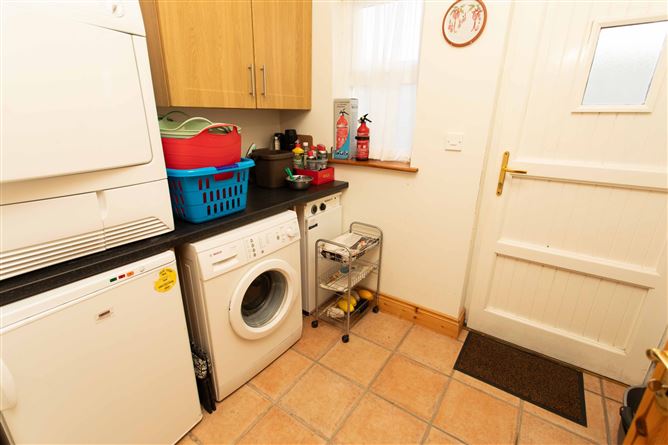 3 Caher Square, Castlegregory, Co. Kerry