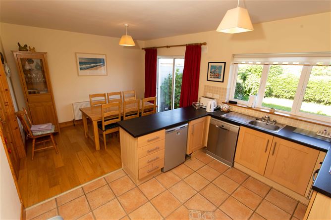 3 Caher Square, Castlegregory, Co. Kerry