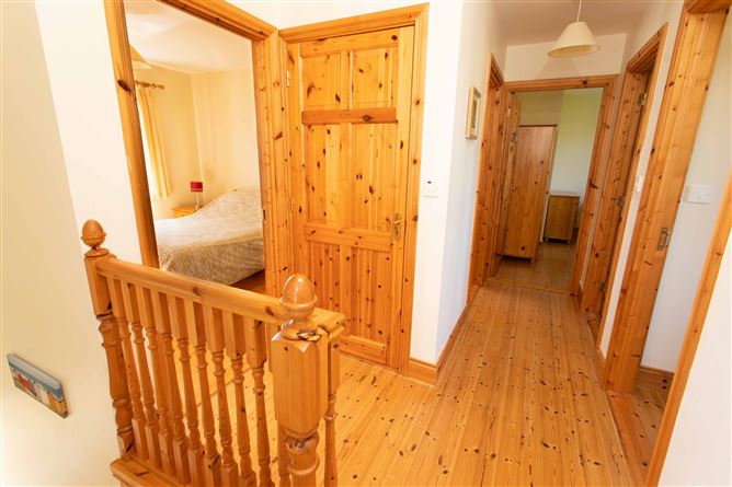 3 Caher Square, Castlegregory, Co. Kerry