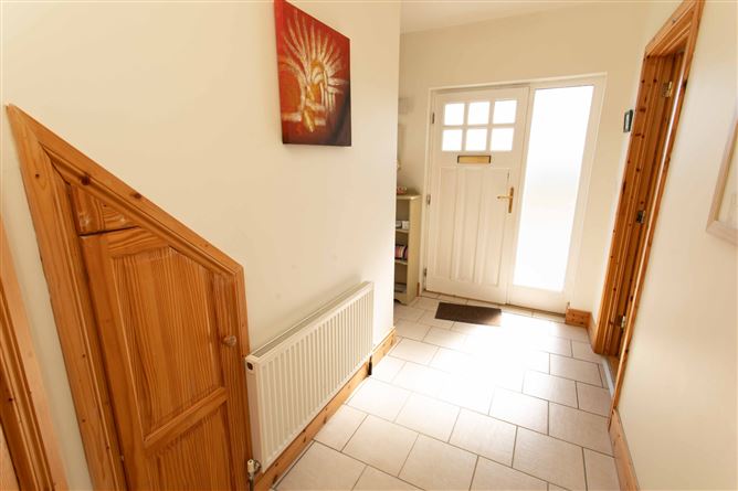 3 Caher Square, Castlegregory, Co. Kerry