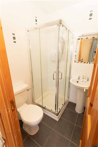 3 Caher Square, Castlegregory, Co. Kerry