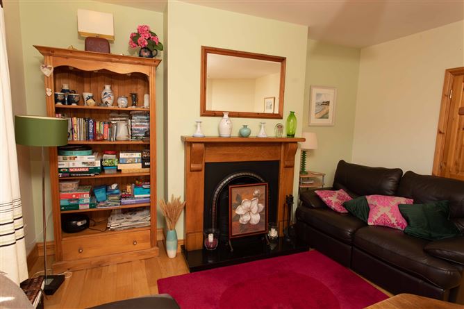 3 Caher Square, Castlegregory, Co. Kerry