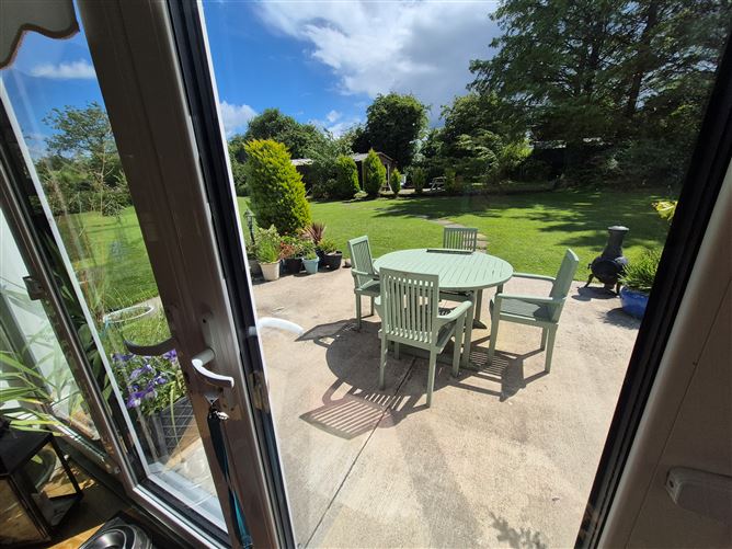 Photo 11 of 35 — Beekeepers Lodge, Coolefore, Monasterboice, Louth