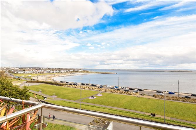 32 Pointe Boise, Salthill, Galway