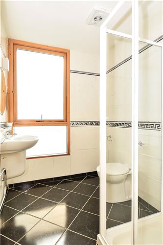 32 Pointe Boise, Salthill, Galway