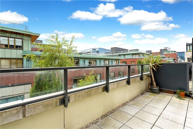92 Hanover Riverside, Asgard Road, Grand Canal Dock, Dublin 2