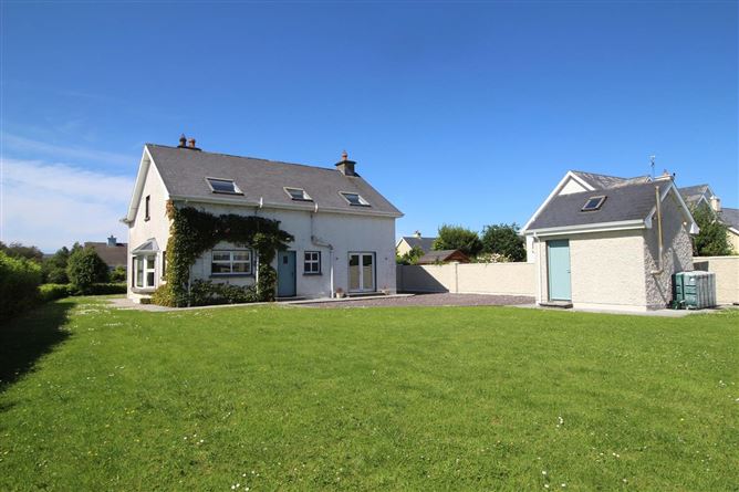 Shannon, 35 Ashfield, Greenville, Listowel, Co. Kerry