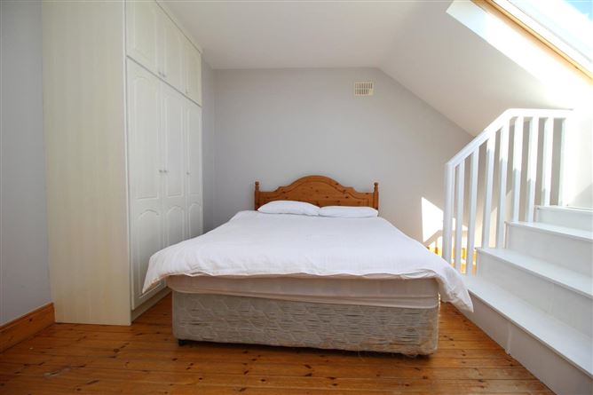 Shannon, 35 Ashfield, Greenville, Listowel, Co. Kerry