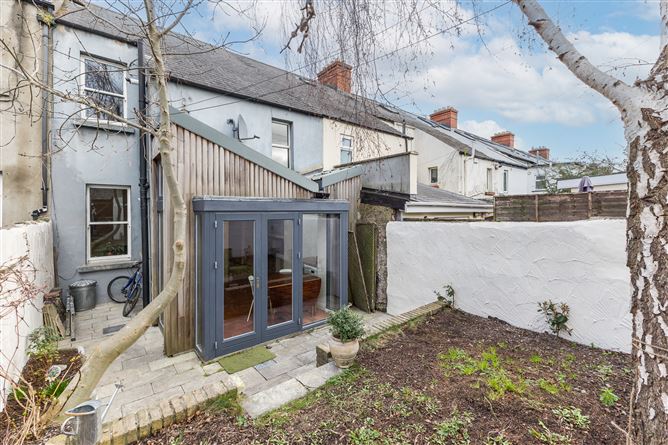10 St David's Terrace, Blackhorse Ave, Dublin 7