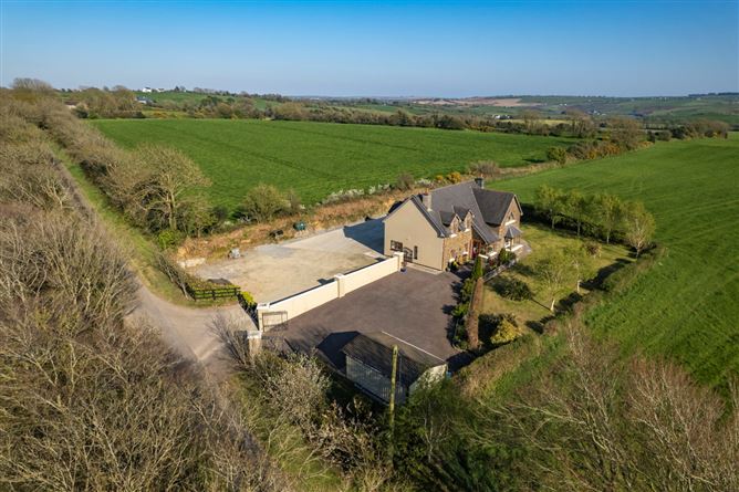 Black Quay House, Hollyhill, Kinsale, Cork
