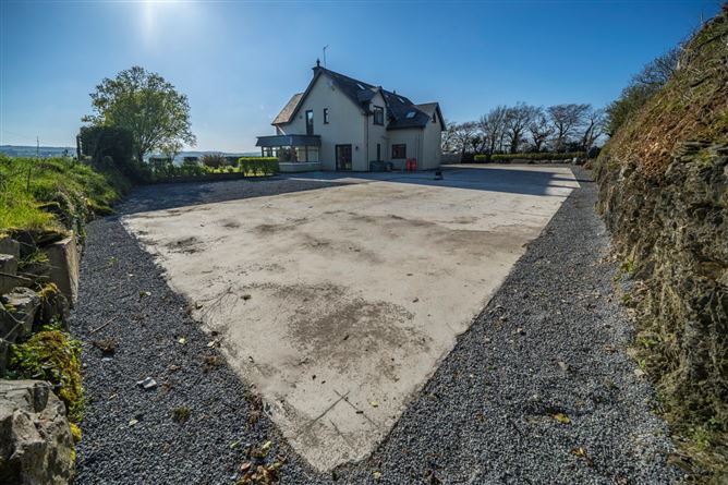 Black Quay House, Hollyhill, Kinsale, Cork
