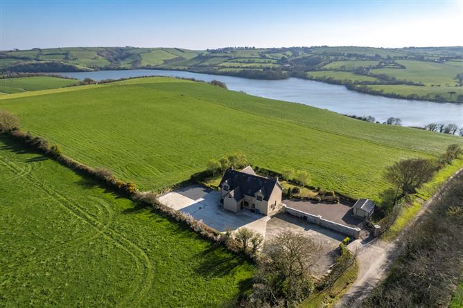 Black Quay House, Hollyhill, Kinsale, Cork