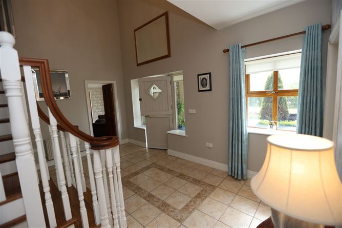 Black Quay House, Hollyhill, Kinsale, Cork